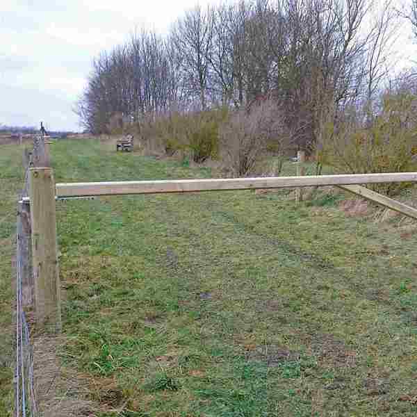 Den klassiske vejbom i træ